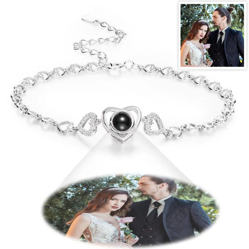 Pulsera Personalizada Con Eslabones De Corazón Y Proyección De Fotos